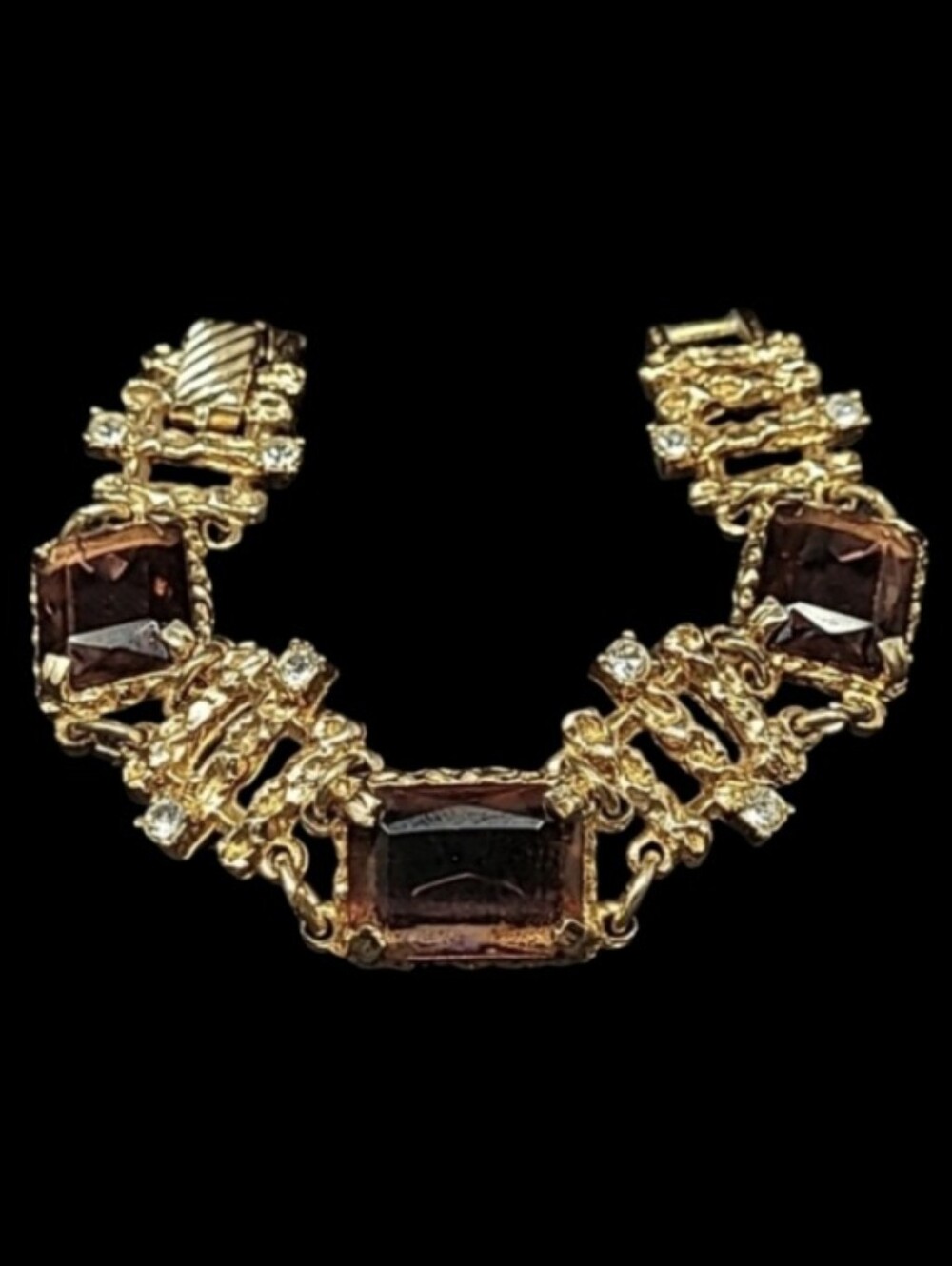 VINTAGE SARAH COVENTRY TEXTURED NUGGET GOLD TONE SQUARE CUT GLASS JEWEL BRACELET